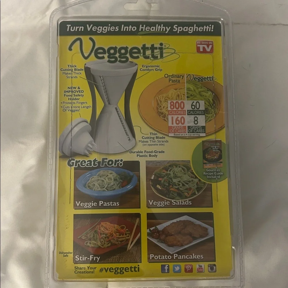 Spiral Vegetable Cutter - White